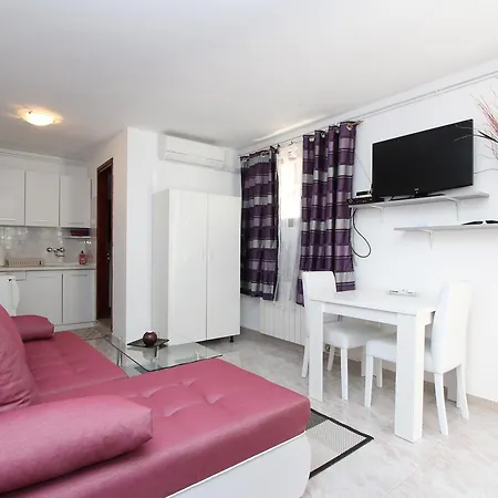 Noella Mia Gasthuis Rovinj